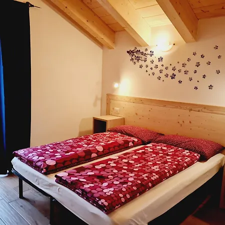 Chalet Selva Isolaccia Exterior photo